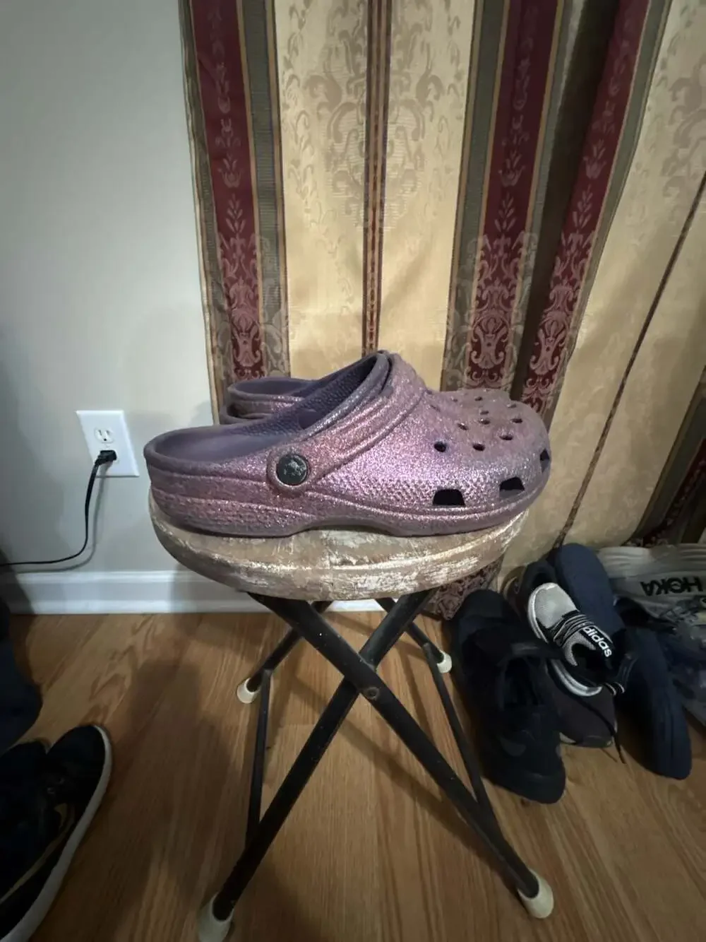 Crocs Kids' Classic Glitter Clogs in Dark Iris/Purple, Size J5